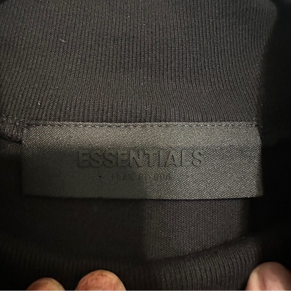 Fear of God Essentials Logo Applique Cotton Mock Neck Long Sleeve Tshirt XS - Picture 5 of 8